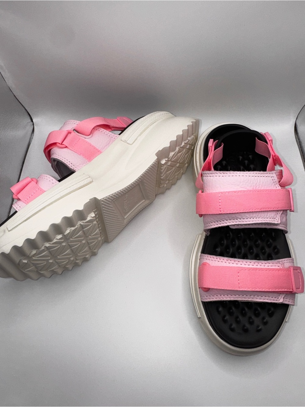 Converse Run Star Utility Sandals Pink Size 8 NWOB